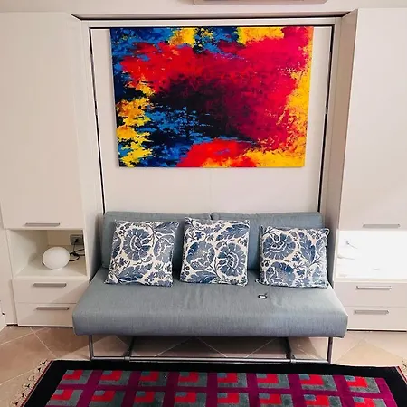 Comecasa Entire House Near Port - Two Bedrooms * Σαιν-Τροπέ