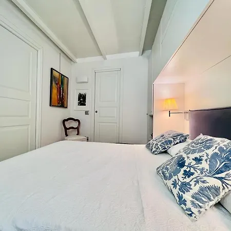 Comecasa Entire House Near Port - Two Bedrooms Apartment *