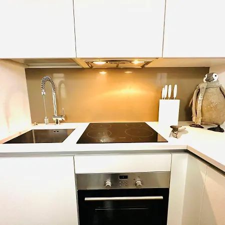 Comecasa Entire House Near Port - Two Bedrooms Διαμέρισμα Σαιν-Τροπέ