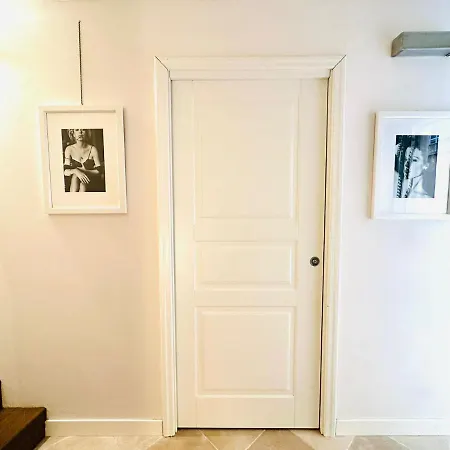 Comecasa Entire House Near Port - Two Bedrooms * Σαιν-Τροπέ